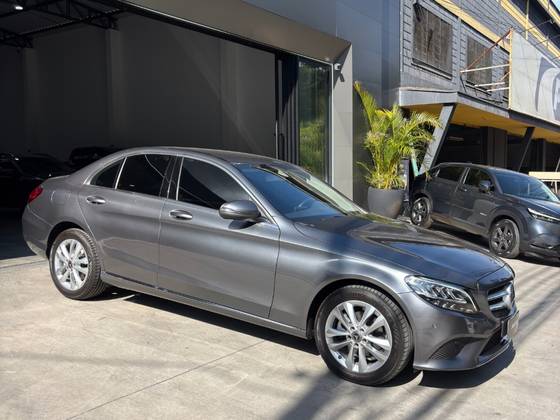 MERCEDES-BENZ C 180 1.6 CGI GASOLINA AVANTGARDE 9G-TRONIC